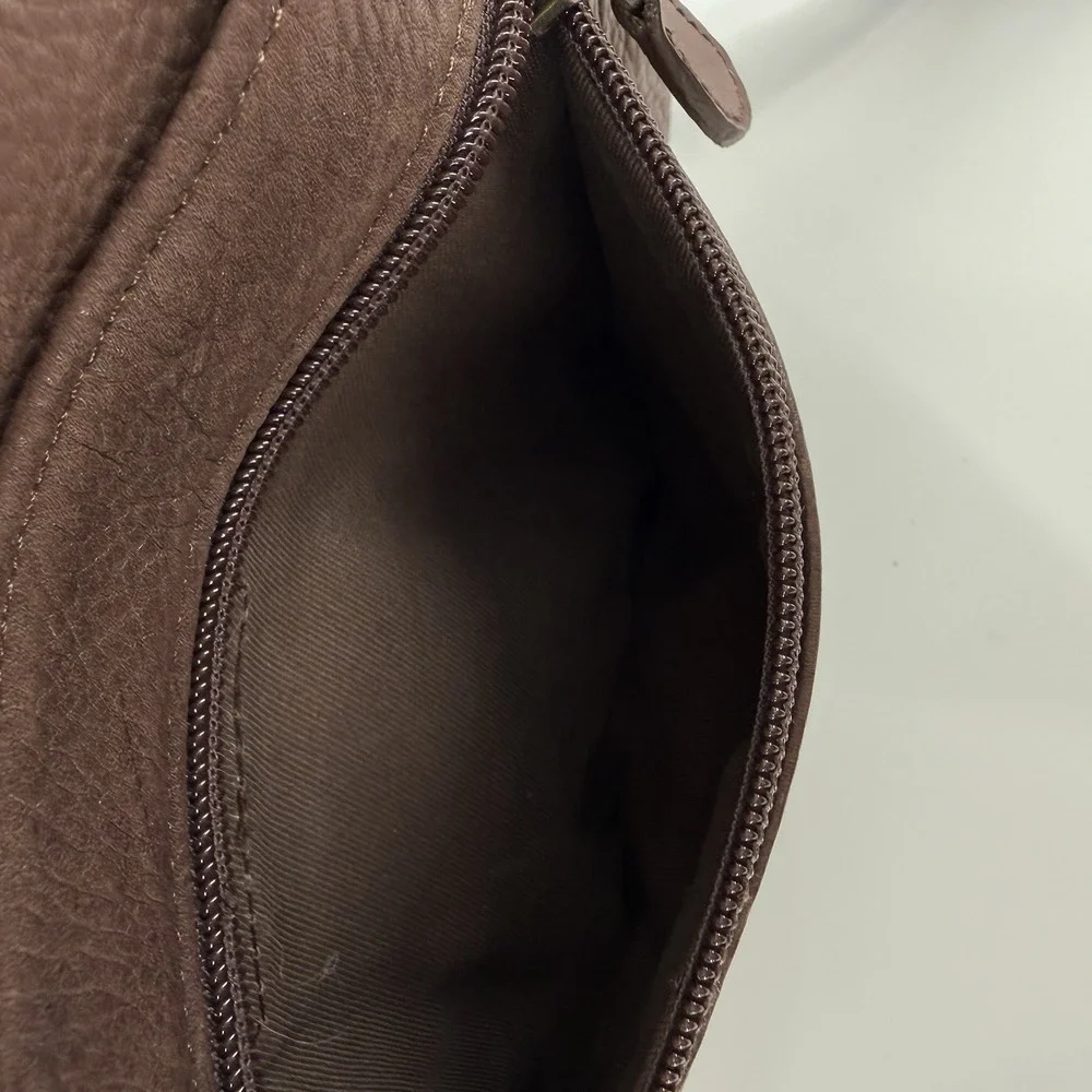 L.L. Bean Ameribag Healthy Back Bag Brown Leather Crossbody Sling Backpack